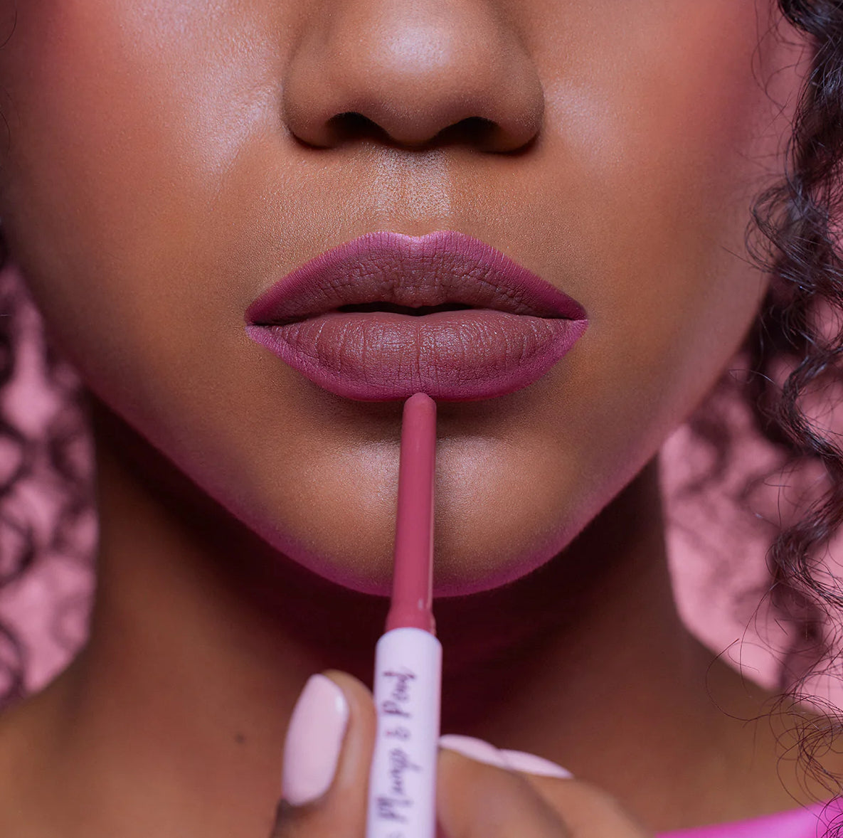 PLUMP & POUT PLUMPING LIP LINER “So Flirty Dusty Rose”