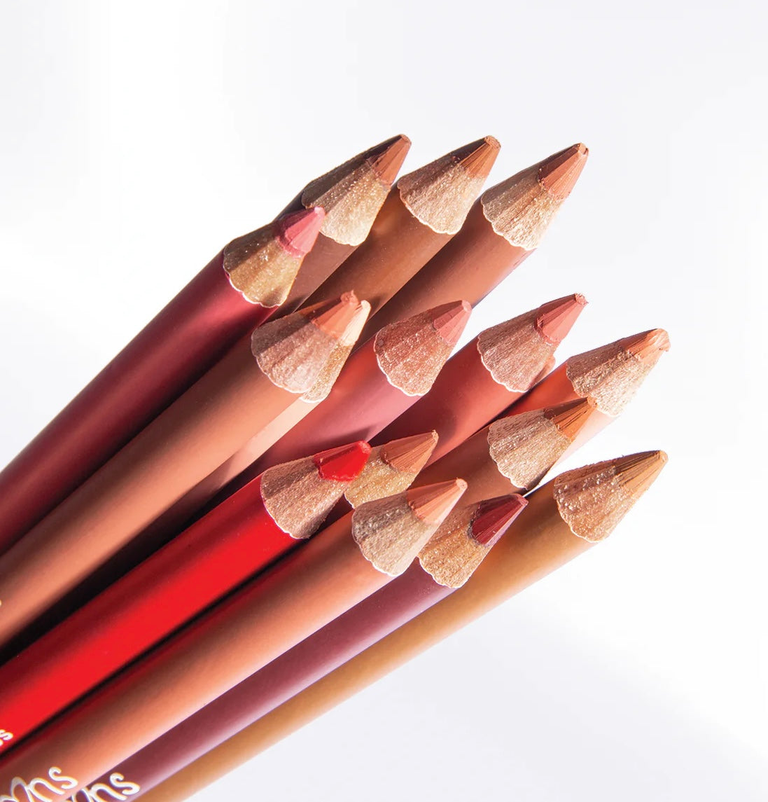 Nice and Toasty Wooden Lip Pencil (Beauty Creations)